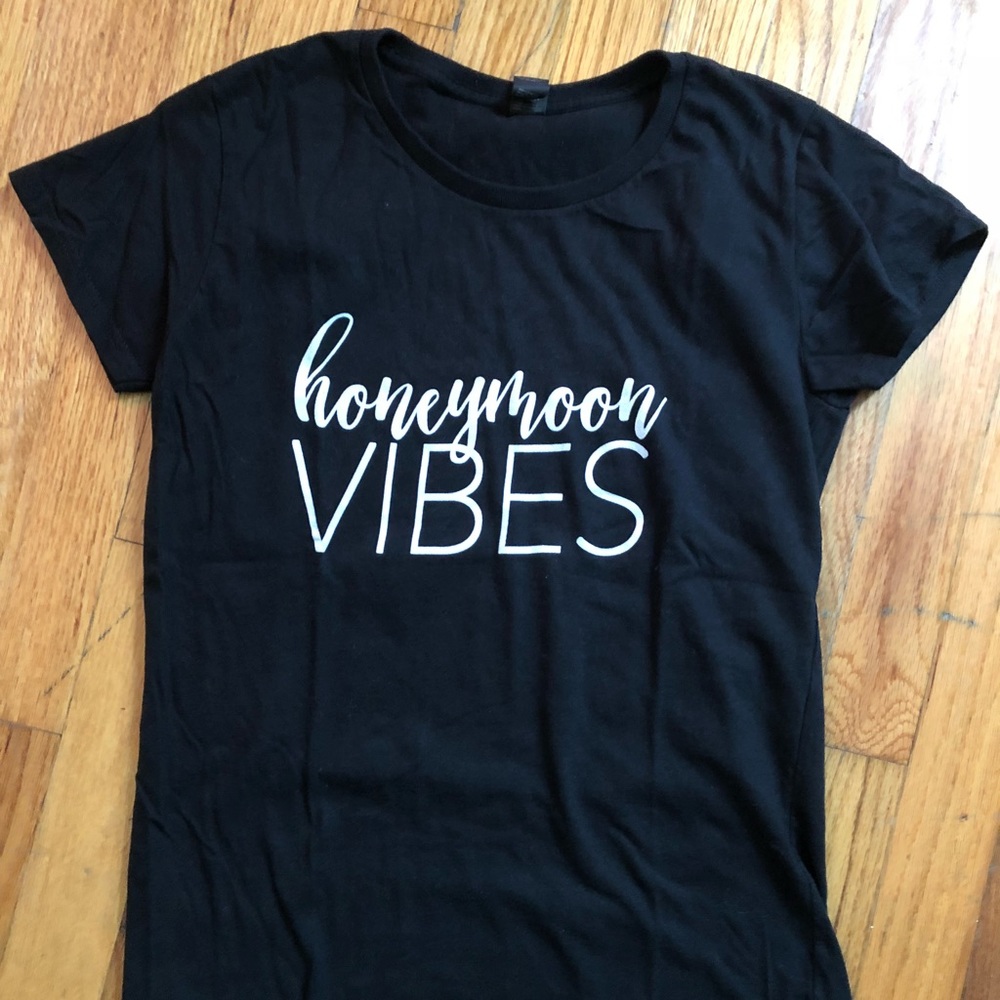 Honeymoon Vibes T-shirt